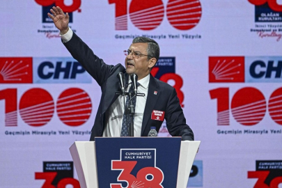 CHP, 6 NİSAN'DA OLAĞANÜSTÜ KURULTAY TOPLAYACAK