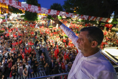 ÖZGÜR ÖZEL’DEN BÜYÜKELÇİ BARRACK’A TEPKİ: “LOZAN’I YAPANLARIN PARTİSİ OLARAK BUNLARA PABUÇ BIRAKMAYACAĞIZ”