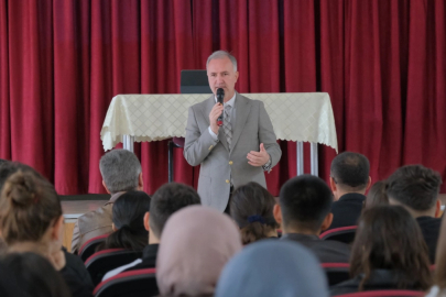 Bursa İnegöl'de Başkan Taban gençlere ufuk açıyor