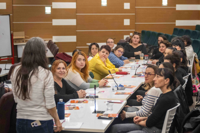 Bornova’da "Kadınların İnsan Hakları" için güçlü adım