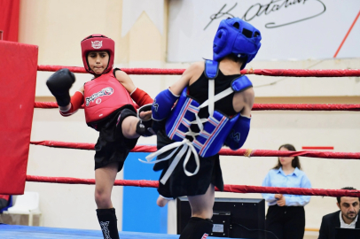 Bursa Osmangazi’de Muay Thai rüzgarı