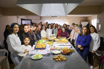 İzmir Karabağlar Mutfak Akademi’de kadın emeği taçlandı