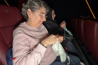 Düzce’de kadınlar hem ördü, hem üretti, hem de eğlendi